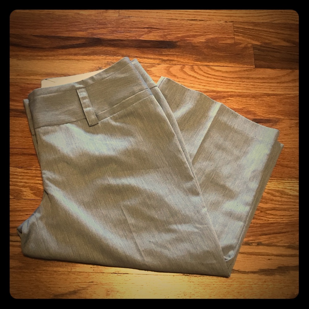 Maurice’s Grey Capris